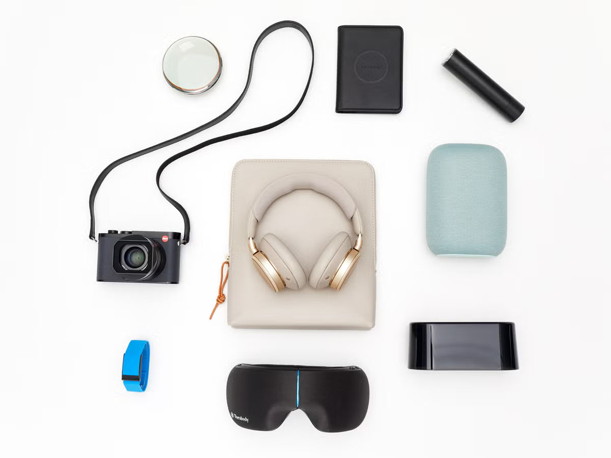 Small gadgets, cheap tech gifts